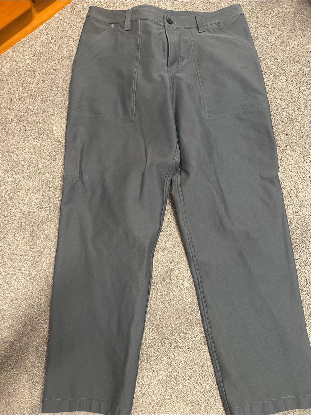 lululemon athletica Men's Slate Gray Straight-Leg Utility Chinos